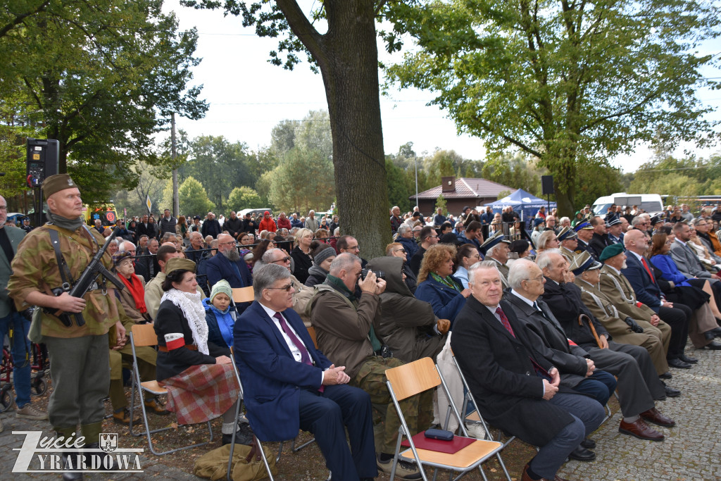 Wielki hołd poległym na Ziemi Jaktorowskiej