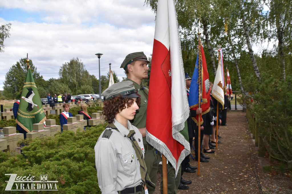 Wielki hołd poległym na Ziemi Jaktorowskiej