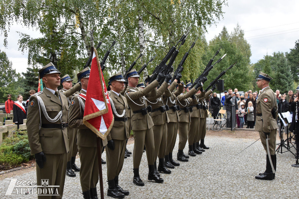 Wielki hołd poległym na Ziemi Jaktorowskiej