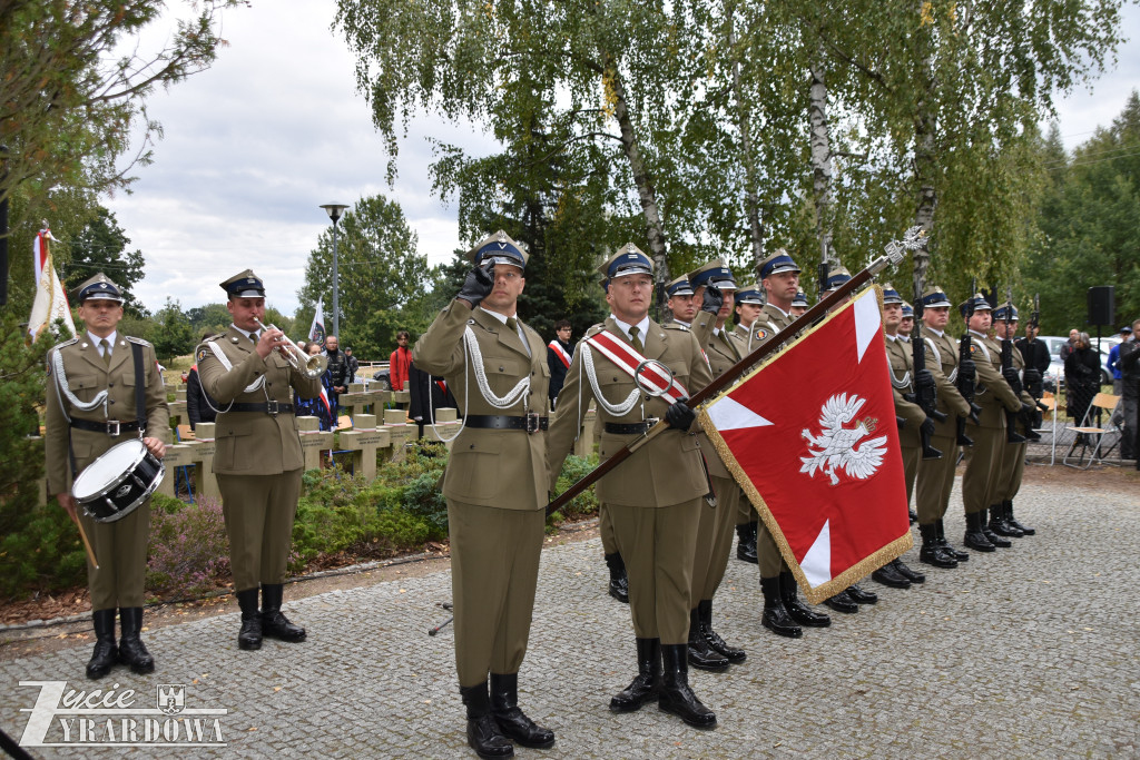 Wielki hołd poległym na Ziemi Jaktorowskiej
