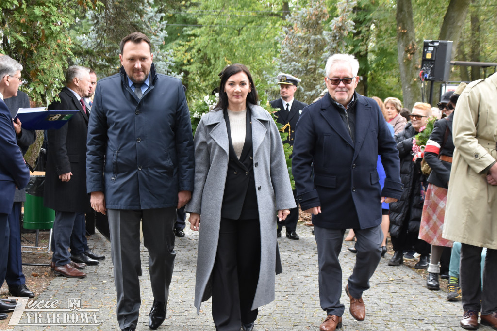 Wielki hołd poległym na Ziemi Jaktorowskiej