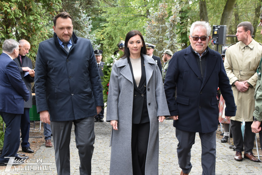 Wielki hołd poległym na Ziemi Jaktorowskiej