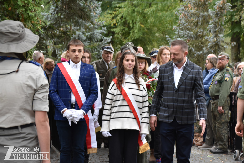 Wielki hołd poległym na Ziemi Jaktorowskiej
