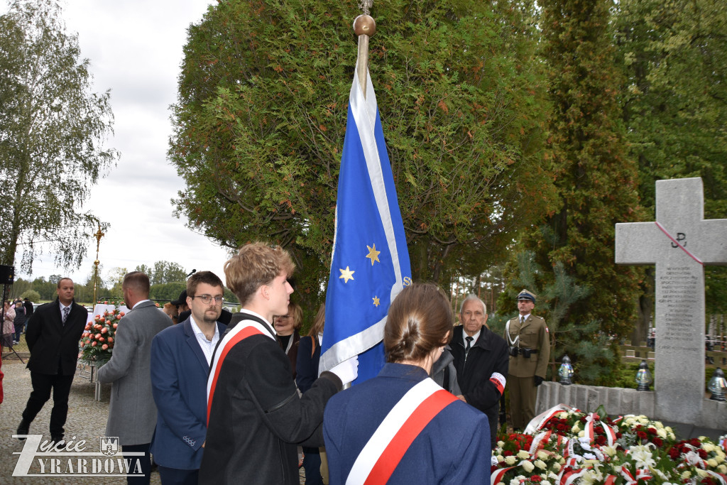 Wielki hołd poległym na Ziemi Jaktorowskiej