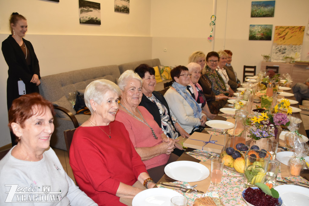 Seniorzy żyją aktywnie i są szczęśliwi