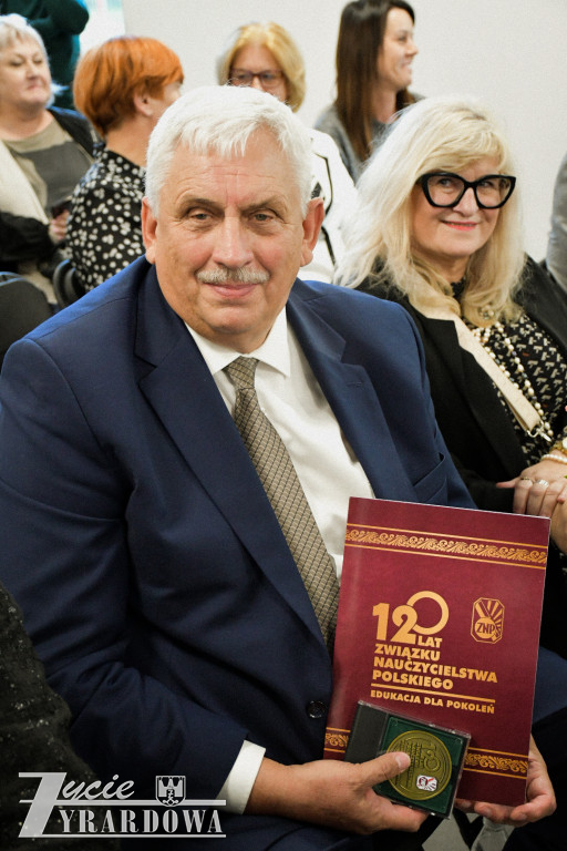 Żyrardów oddał hołd cichym bohaterom edukacji