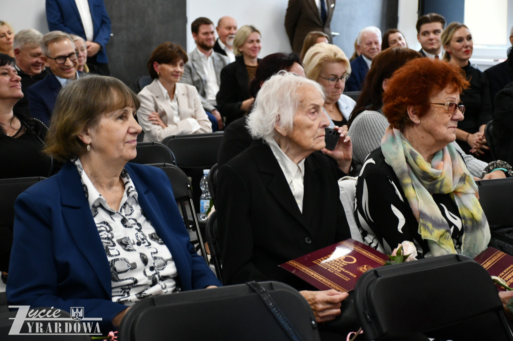 Żyrardów oddał hołd cichym bohaterom edukacji