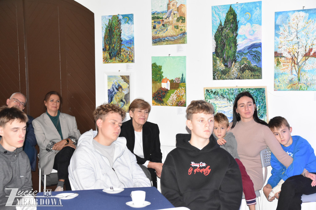 Podróż przez życie pisarki – od Asiuni do Joanny