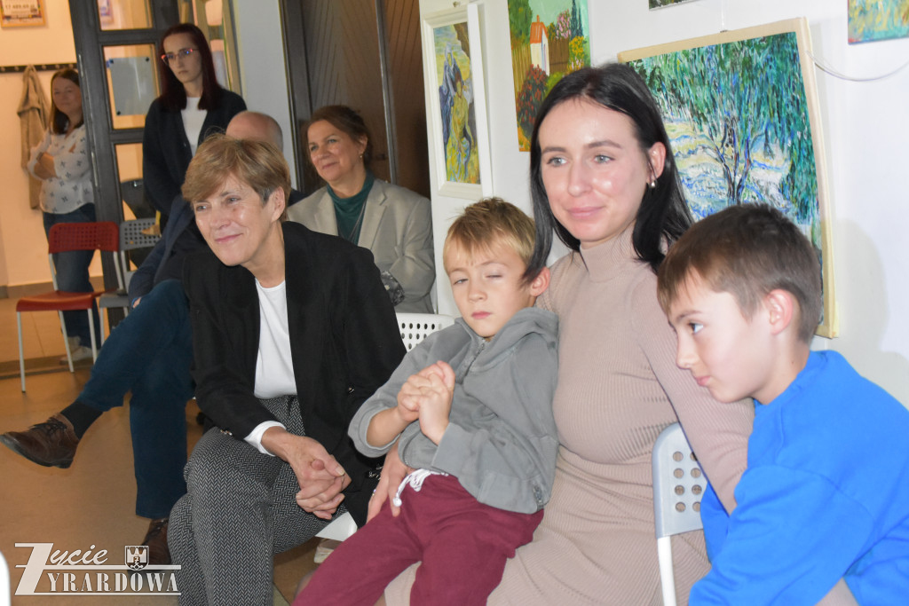 Podróż przez życie pisarki – od Asiuni do Joanny