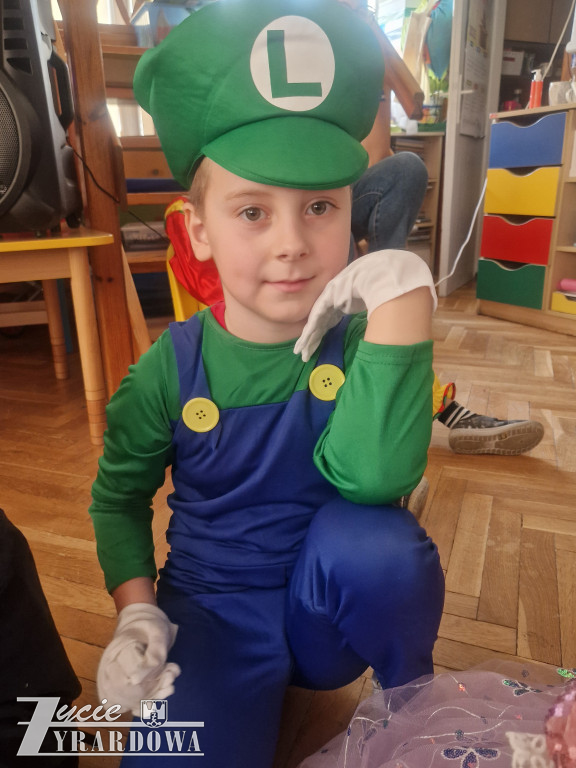 Dzień Postaci z Bajek w „Dziesiątce”