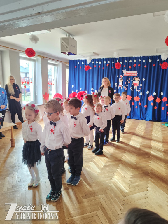 Patriotyczne świętowanie w Przedszkolu nr 10