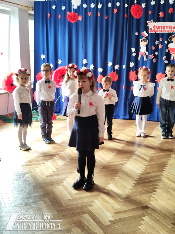 Patriotyczne świętowanie w Przedszkolu nr 10