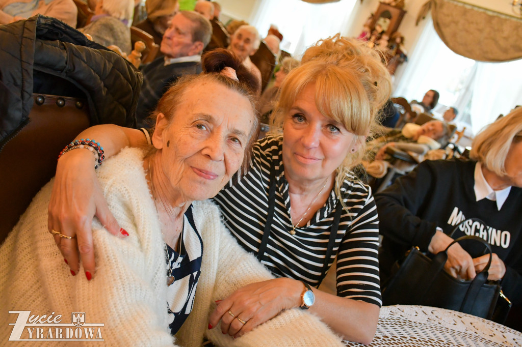 Muzyka i uśmiechy  w Przestrzeni Seniora