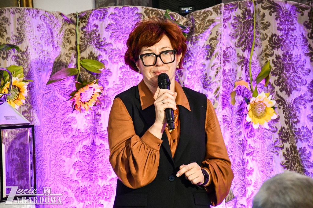 Muzyka i uśmiechy  w Przestrzeni Seniora