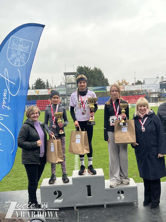 Biegacze z LKS Osuchów na podium