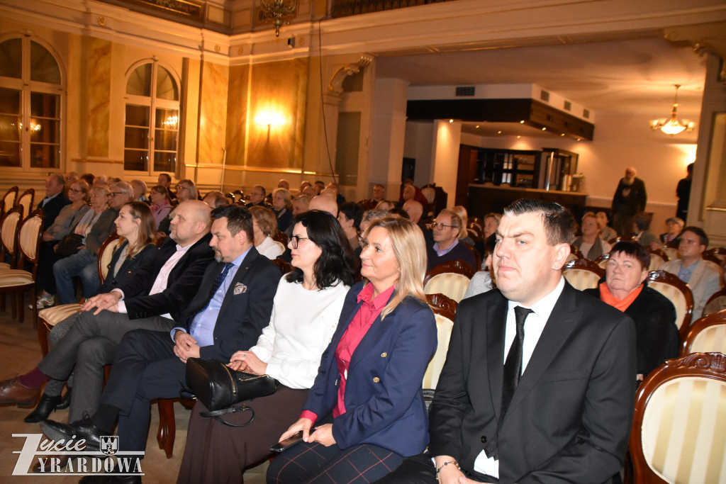 Nie pozostawiono suchej nitki na rządzących