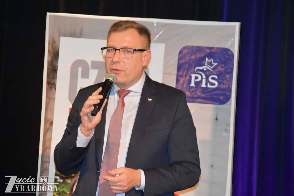 Nie pozostawiono suchej nitki na rządzących