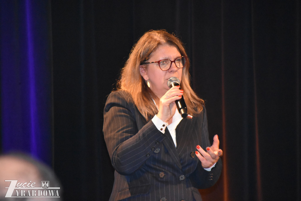 Nie pozostawiono suchej nitki na rządzących