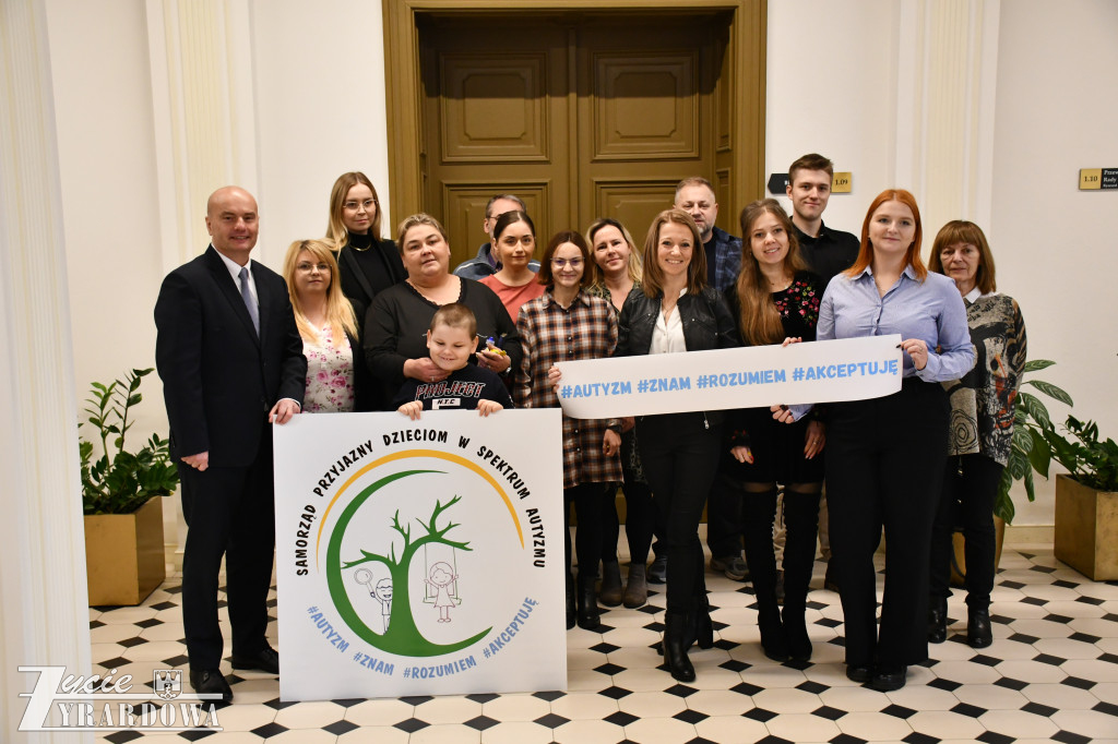 Odkrywcy Talentów edukują Żyrardów o autyzmie