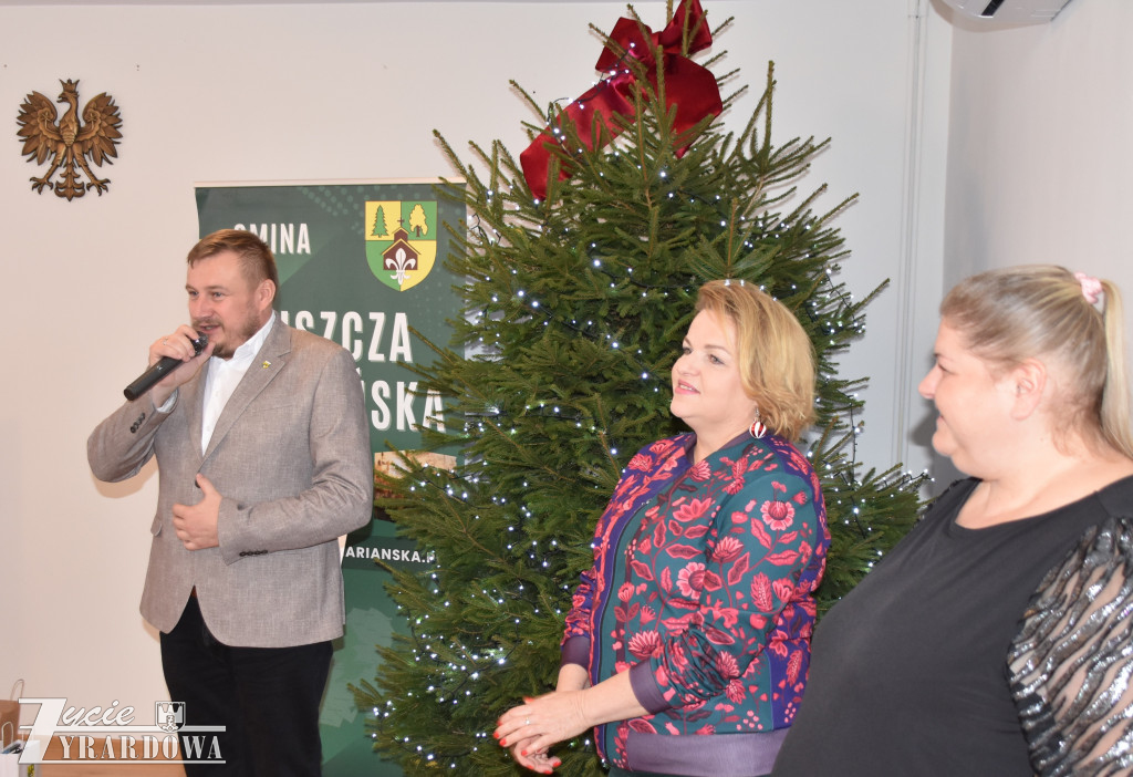 W Puszczy Mariańskiej Choinka powiedziała WOW!!!