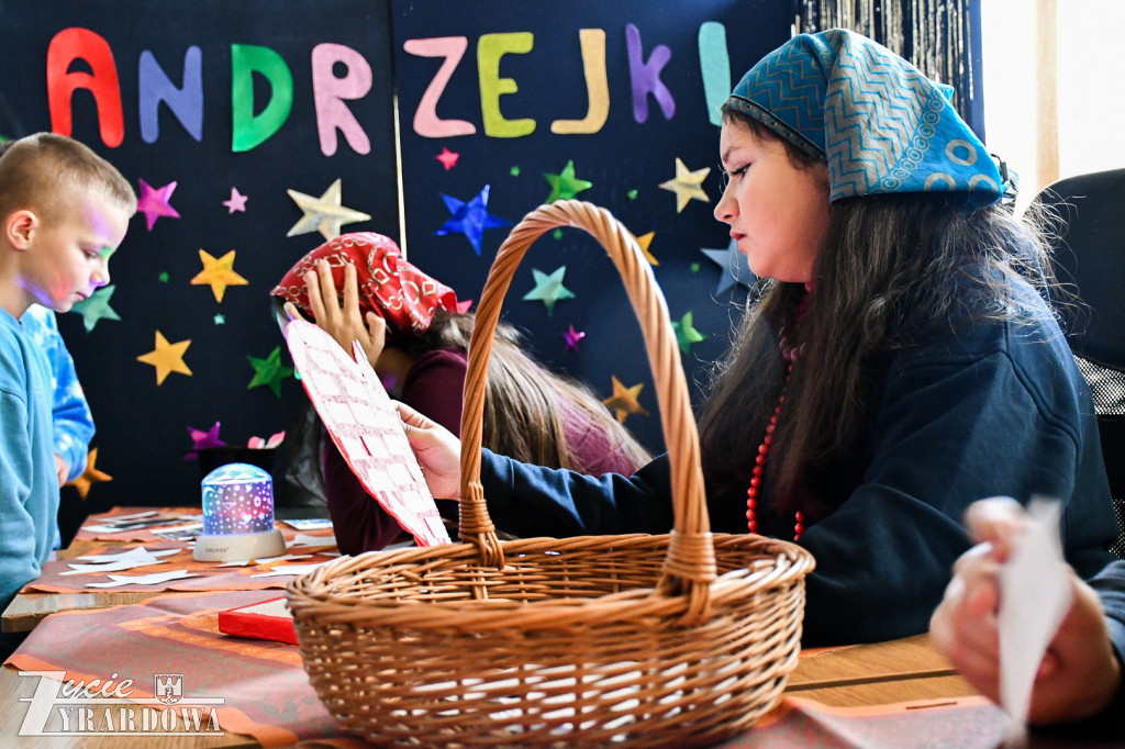 Magiczny andrzejkowy dzień w Czwórce