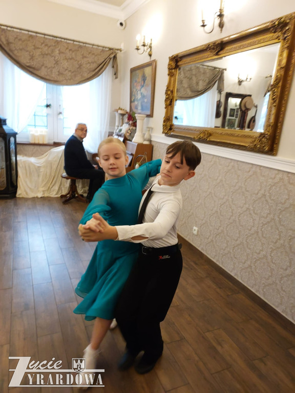 Uczniowie SP 6 zachwycili seniorów swoimi pasjami