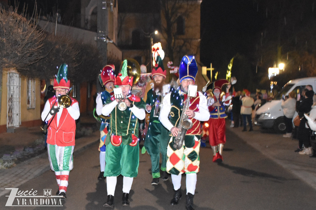 Mikołajki z Gwiazdami w Wiskitkach w bajkowej scenerii