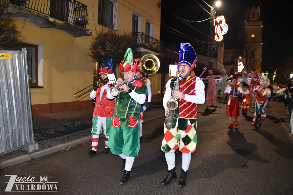 Mikołajki z Gwiazdami w Wiskitkach w bajkowej scenerii