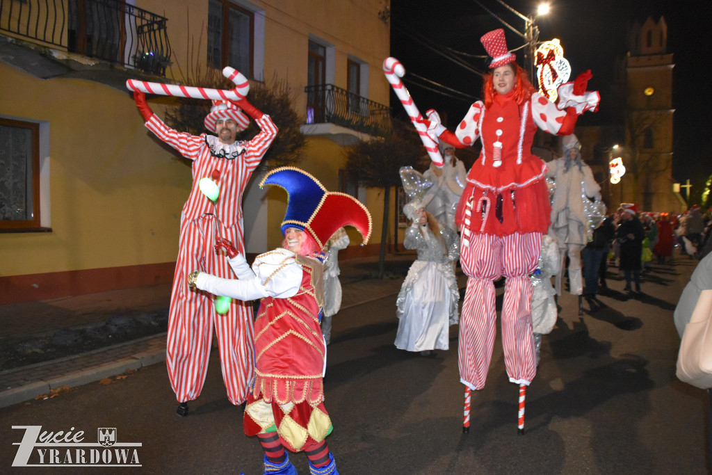 Mikołajki z Gwiazdami w Wiskitkach w bajkowej scenerii