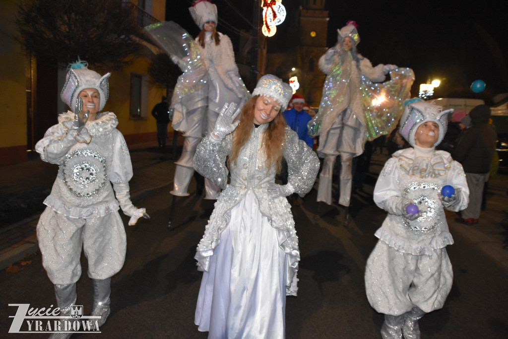 Mikołajki z Gwiazdami w Wiskitkach w bajkowej scenerii