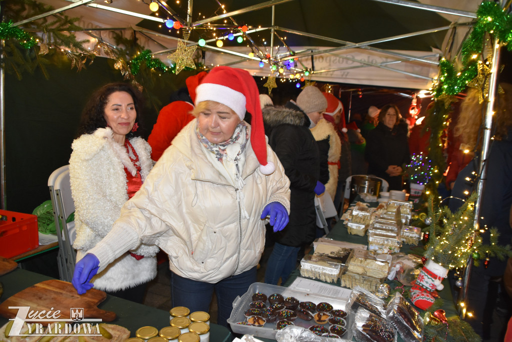 Mikołajki z Gwiazdami w Wiskitkach w bajkowej scenerii