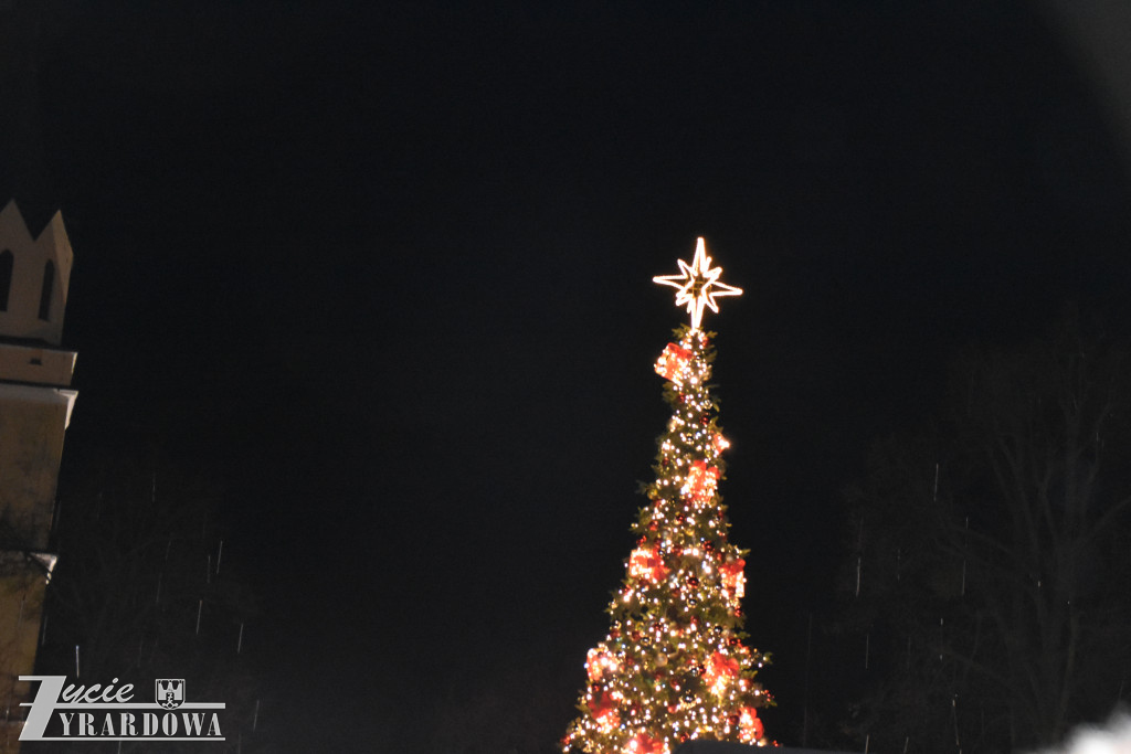 Mikołajki z Gwiazdami w Wiskitkach w bajkowej scenerii