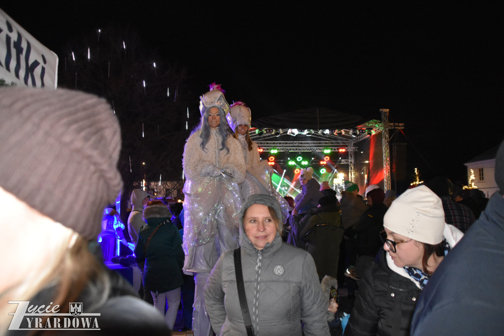Mikołajki z Gwiazdami w Wiskitkach w bajkowej scenerii