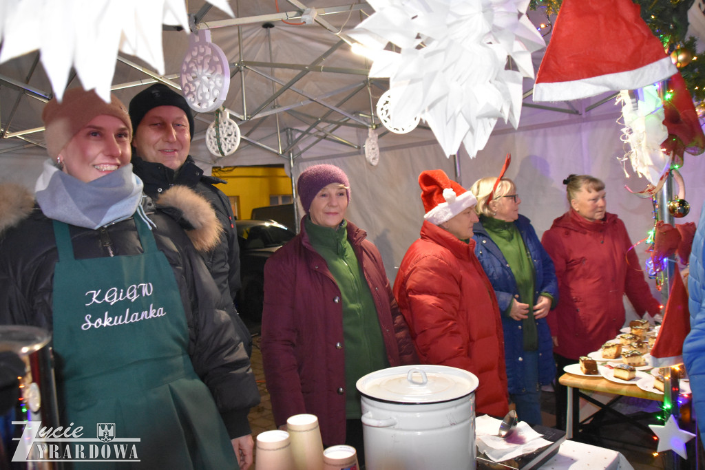 Mikołajki z Gwiazdami w Wiskitkach w bajkowej scenerii