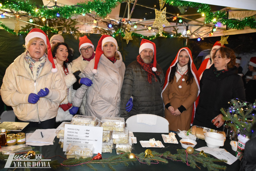Mikołajki z Gwiazdami w Wiskitkach w bajkowej scenerii