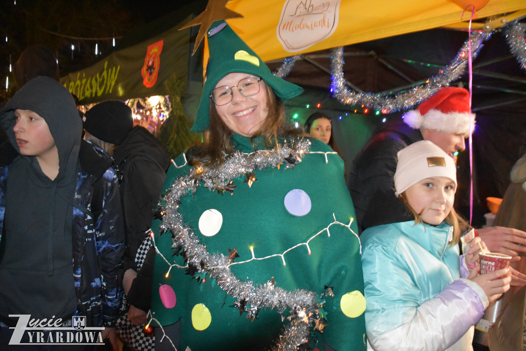 Mikołajki z Gwiazdami w Wiskitkach w bajkowej scenerii