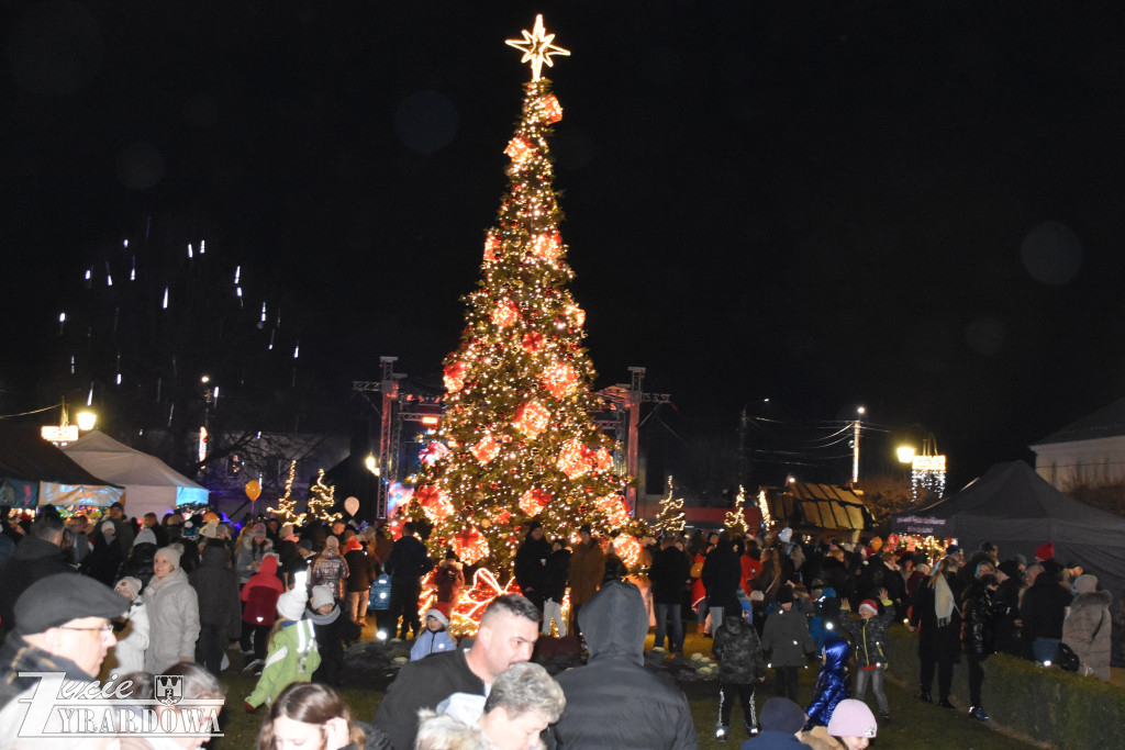 Mikołajki z Gwiazdami w Wiskitkach w bajkowej scenerii