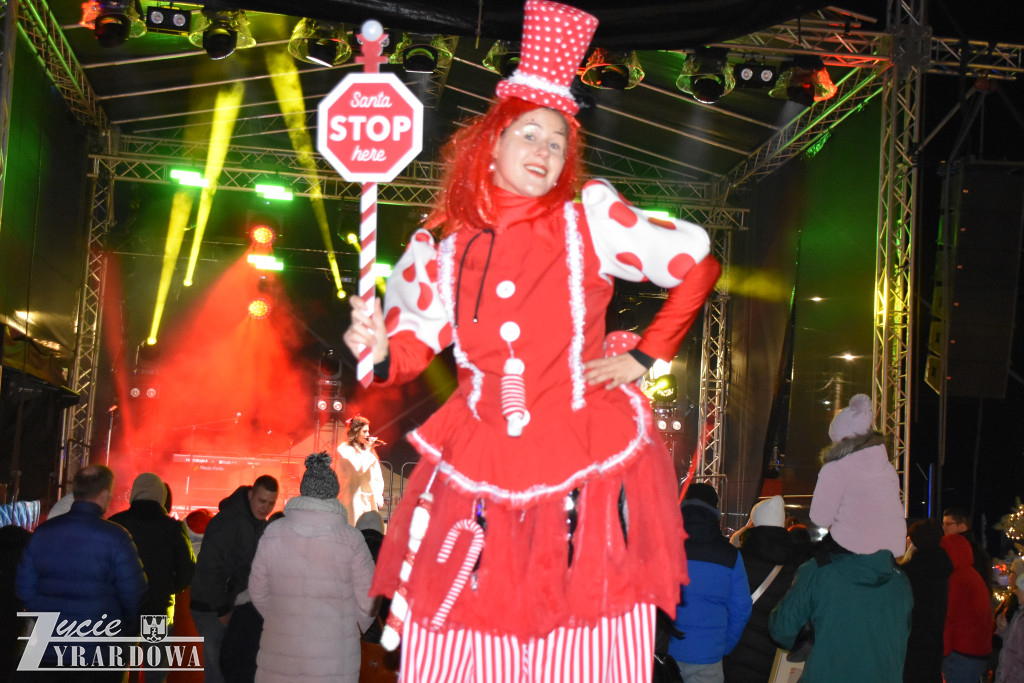 Mikołajki z Gwiazdami w Wiskitkach w bajkowej scenerii