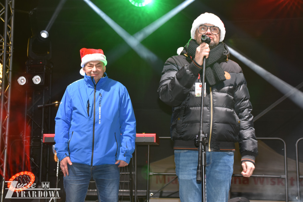 Mikołajki z Gwiazdami w Wiskitkach w bajkowej scenerii