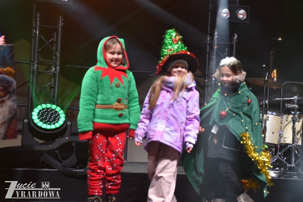 Mikołajki z Gwiazdami w Wiskitkach w bajkowej scenerii