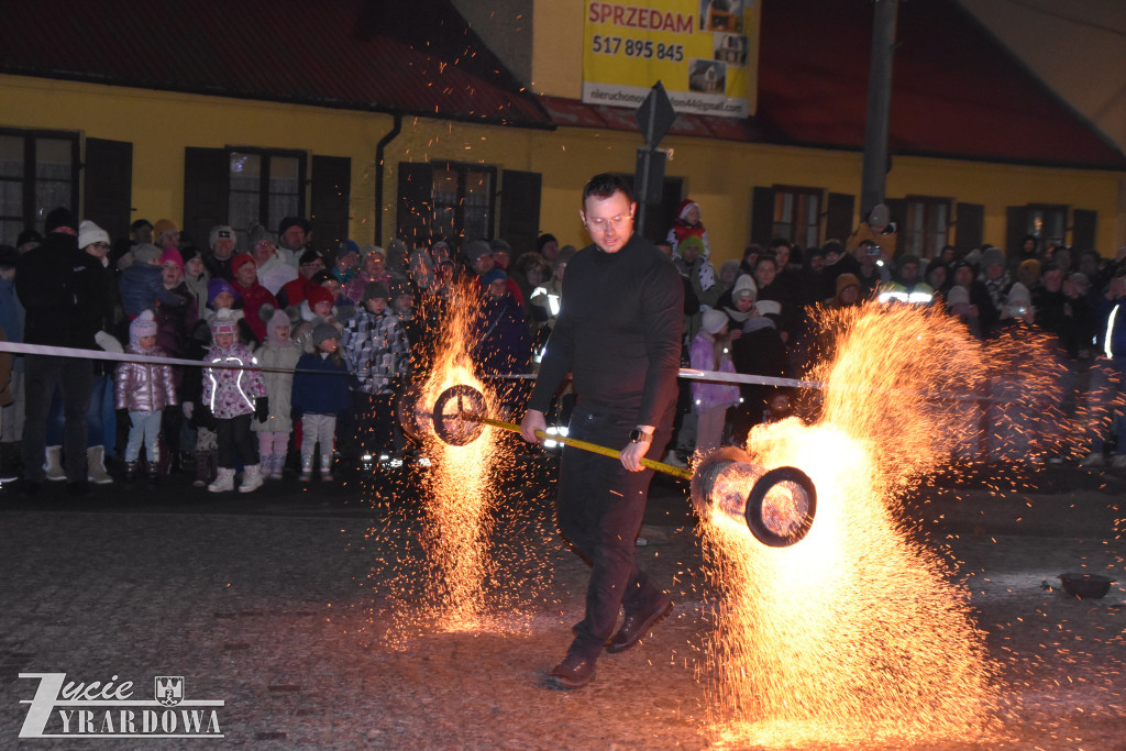 Mikołajki z Gwiazdami w Wiskitkach w bajkowej scenerii