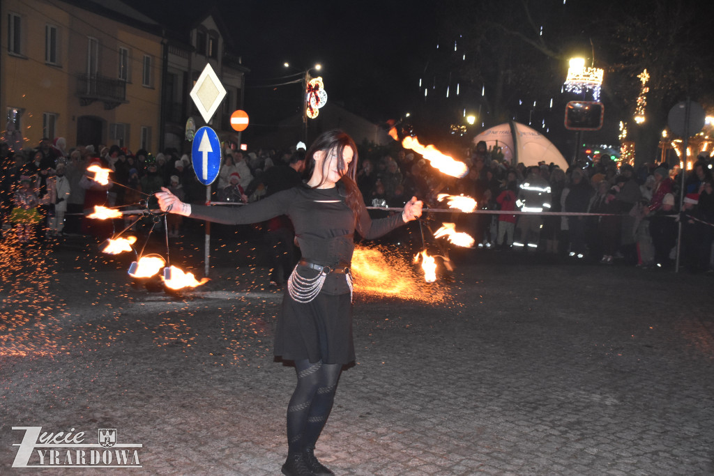 Mikołajki z Gwiazdami w Wiskitkach w bajkowej scenerii