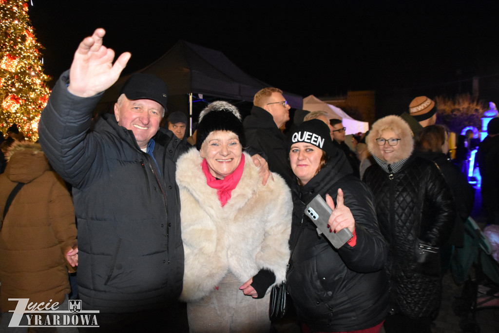 Mikołajki z Gwiazdami w Wiskitkach w bajkowej scenerii