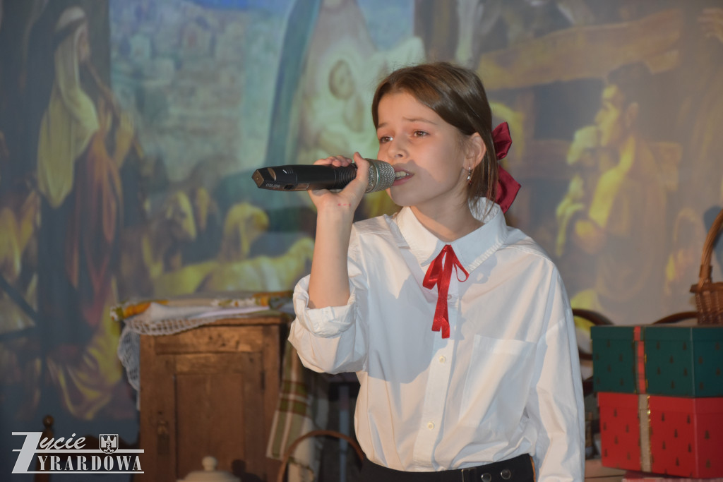 Jasełka i piękna atmosfera bliskiego Bożego Narodzenia