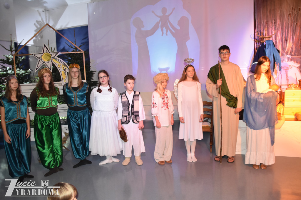 Jasełka i piękna atmosfera bliskiego Bożego Narodzenia