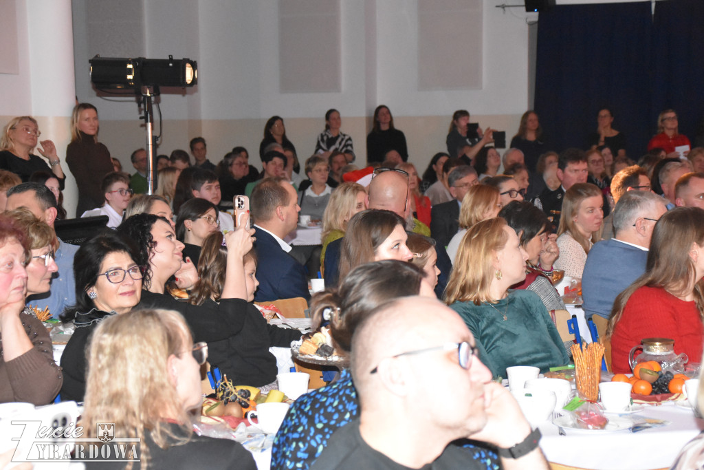 Jasełka i piękna atmosfera bliskiego Bożego Narodzenia