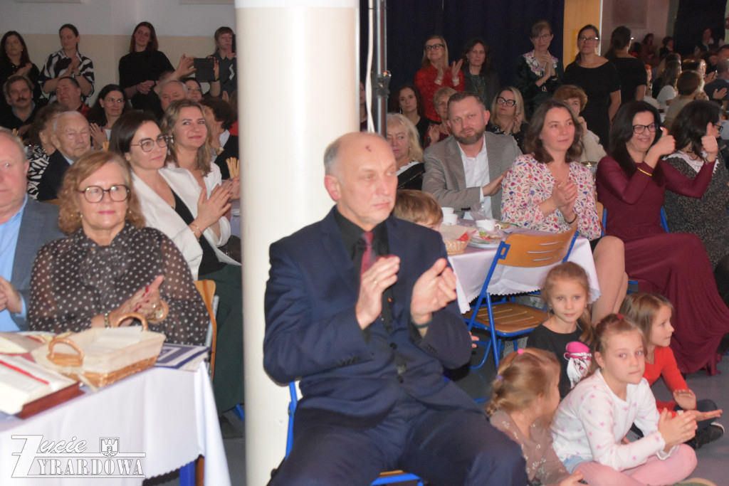 Jasełka i piękna atmosfera bliskiego Bożego Narodzenia