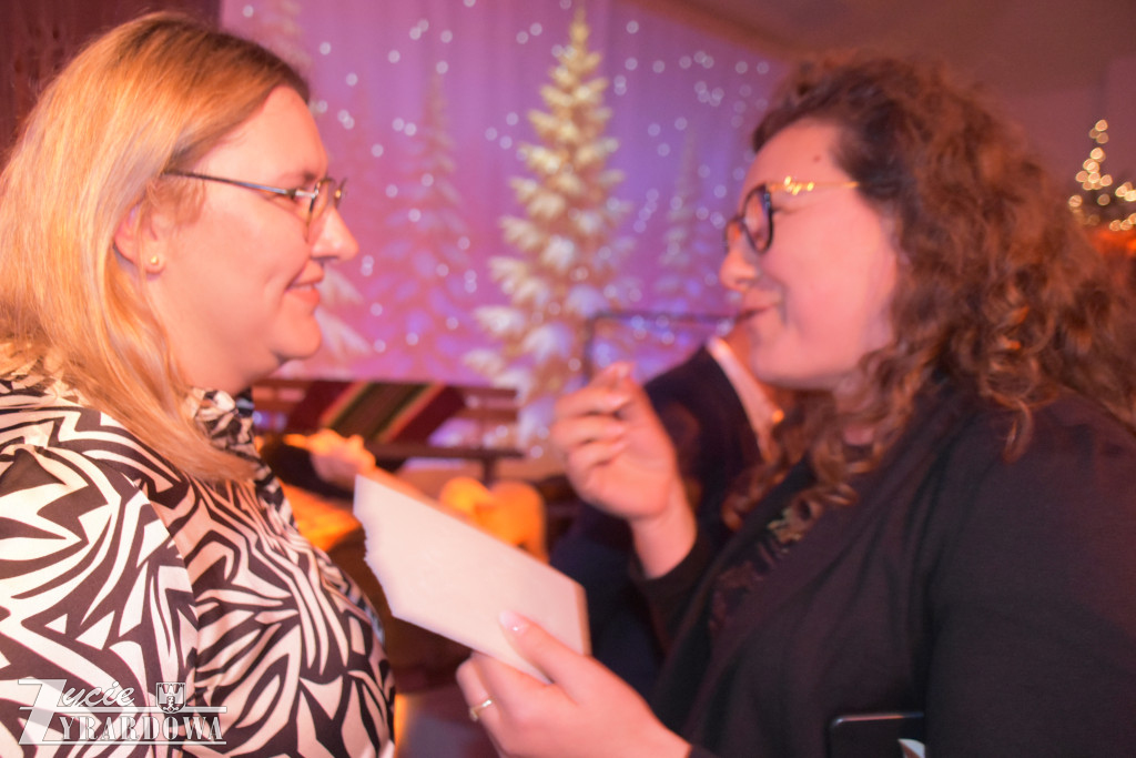 Jasełka i piękna atmosfera bliskiego Bożego Narodzenia