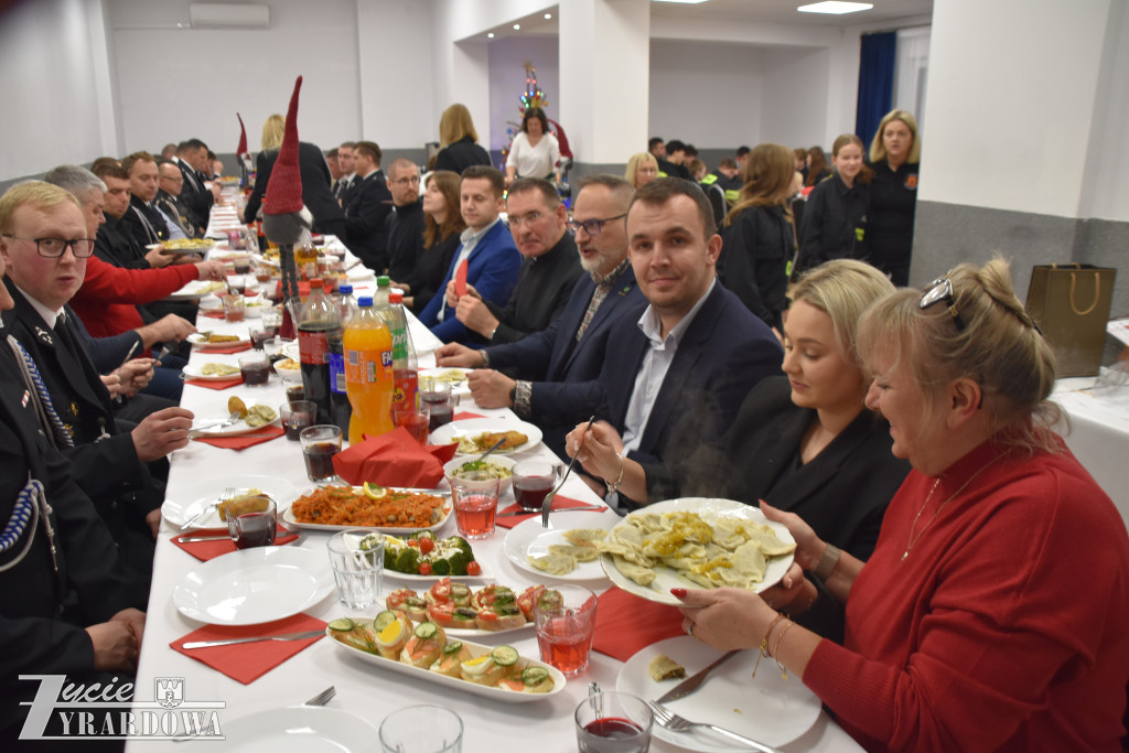 Strażacka Wigilia – piękna tradycja wspólnoty i służby