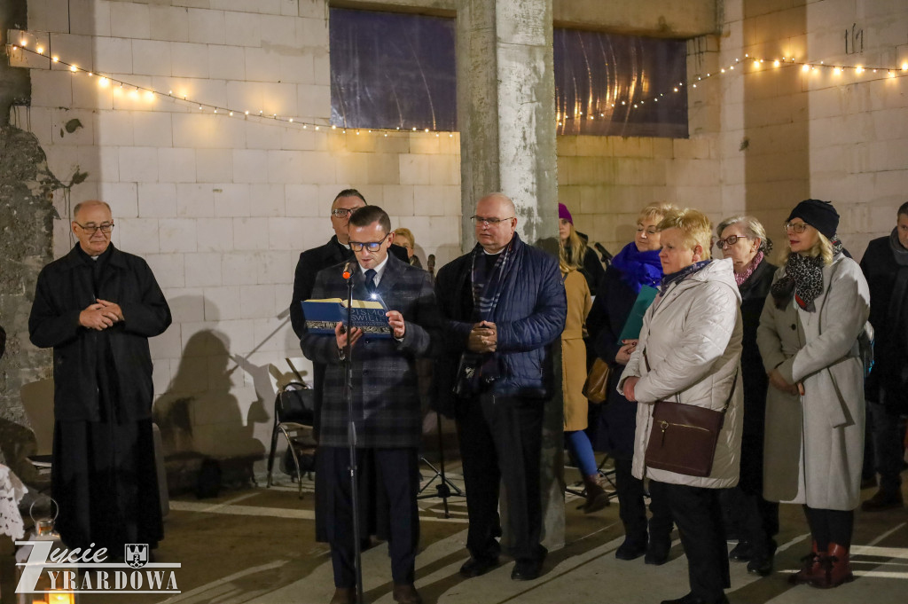 Świąteczne spotkanie na budowie hospicjum
